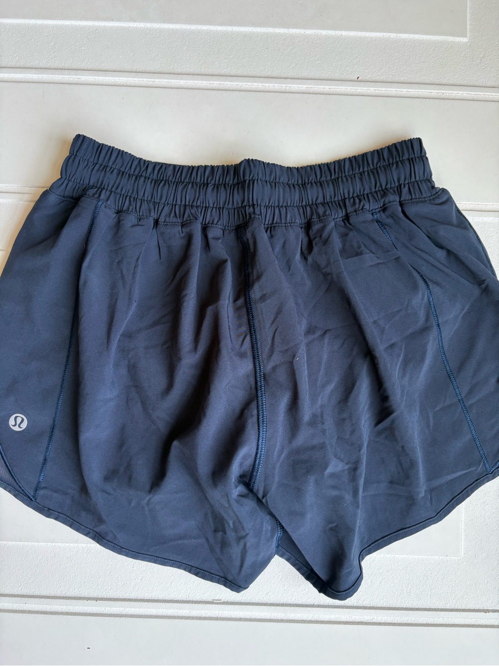 Lululemon Women’s Running Shorts Navy Blue Size 4 Tall - Picture 6 of 6